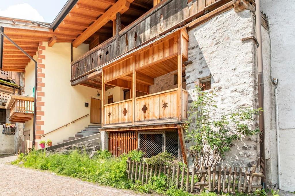 Apartment Rustico Con Stube E Balcone