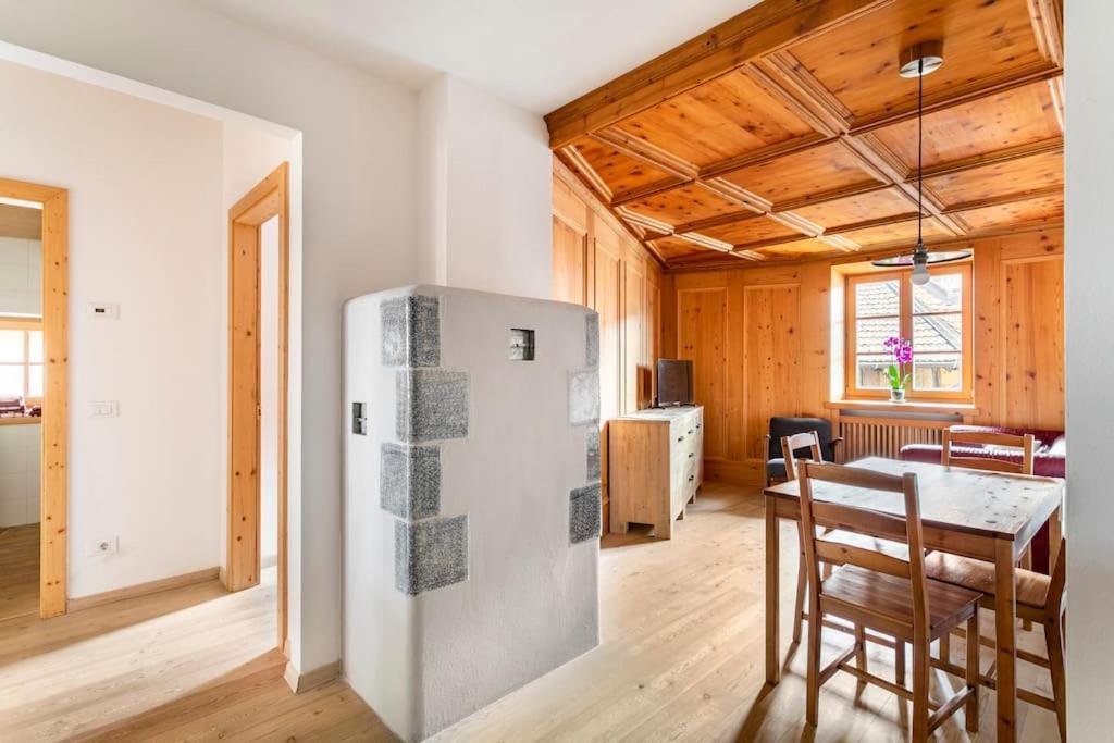 Rustico Con Stube E Balcone Apartment